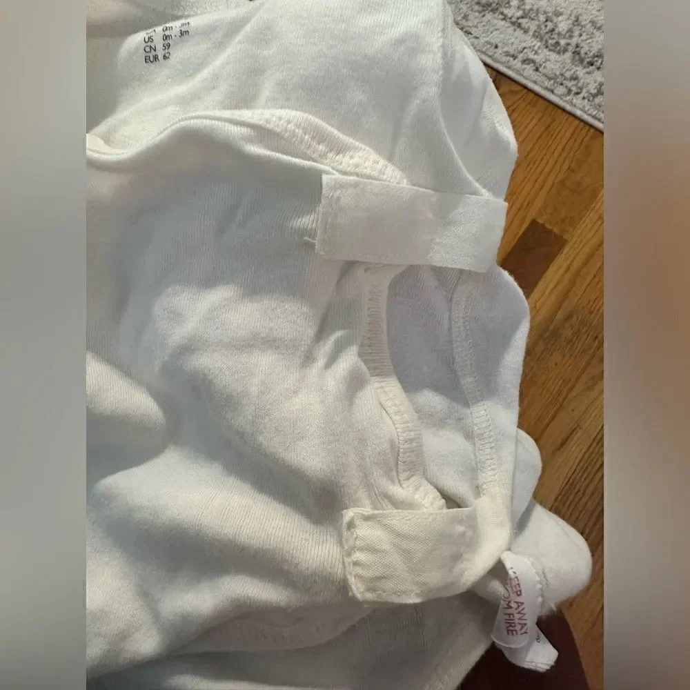 Nest Designs Sleep Sack with Onesies bundle 0-6 months